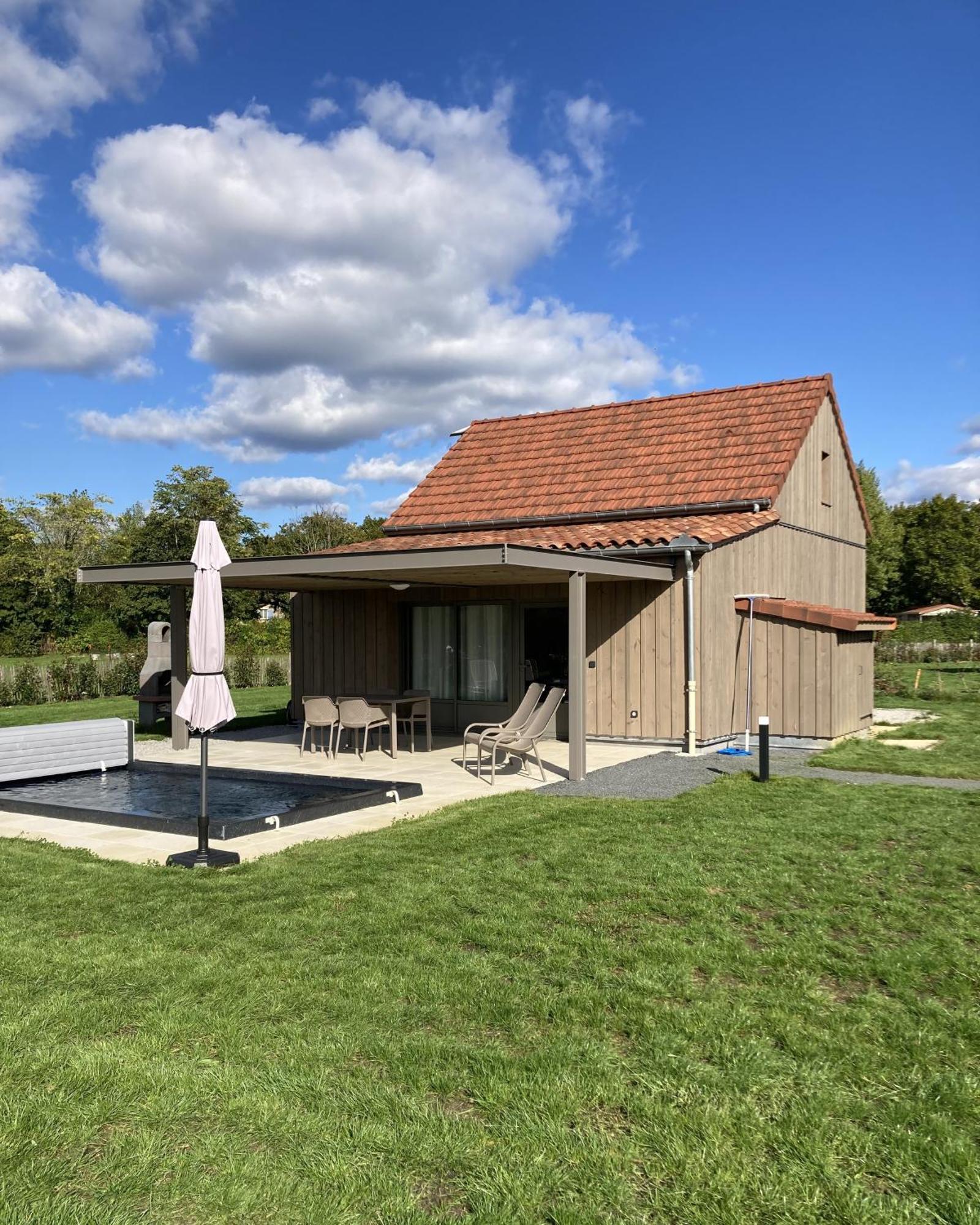 La Plaine Aux Etoiles - Maison Individuelle Avec Piscine Balneo Privative Et Jardin Domme Exterior foto